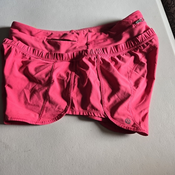 Lululemon Athletic Pink Shorts Size 6 - Picture 1 of 5